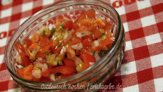 ostdeutscher Tomatensalat nach DDR Rezept